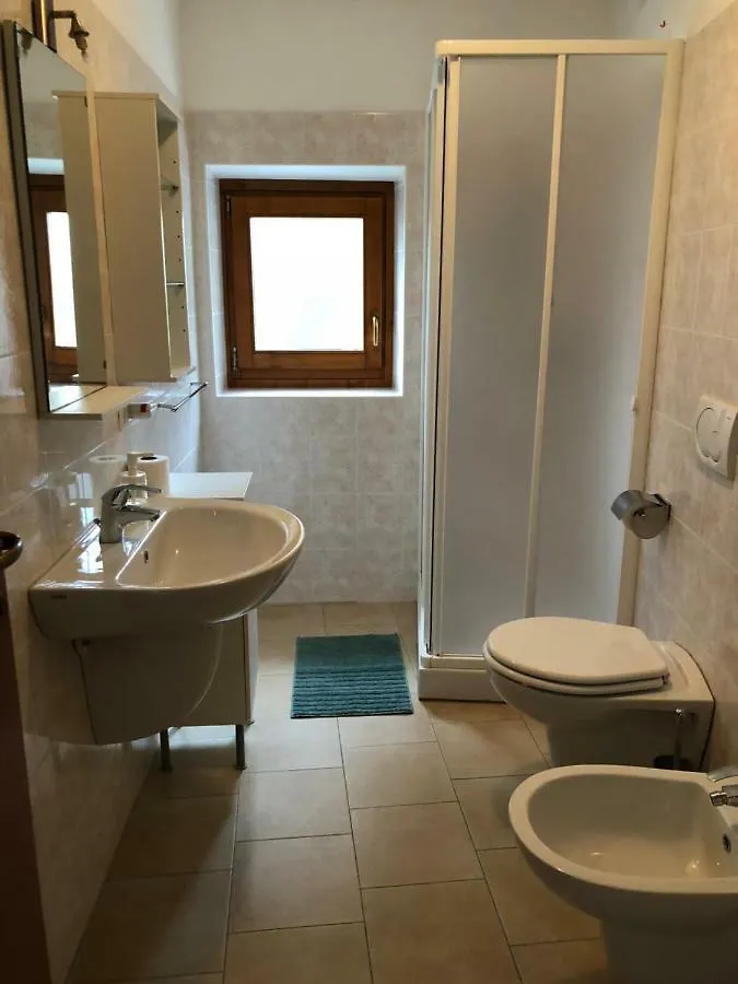Agriturismo La Sorgente Aparthotel Gravedona 0*,